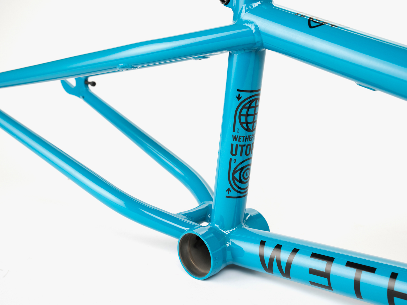 WETHEPEOPLE Utopia Hybrid Frame