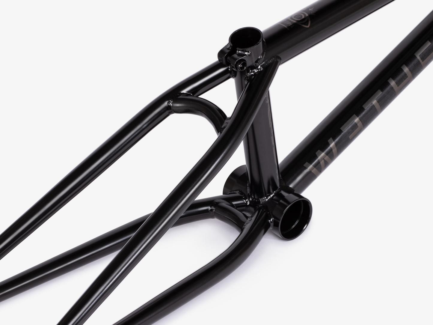 WETHEPEOPLE Utopia Frame