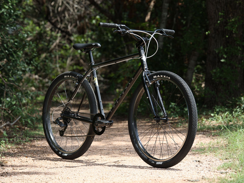FAIRDALE 27.5" Ridgemont Bike