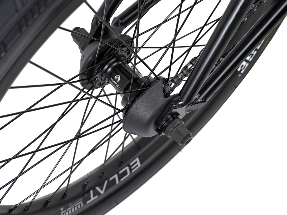 WETHEPEOPLE 20" Envy Carbonic LTD. 2025 Bike