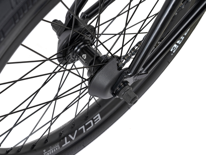 WETHEPEOPLE 20" Envy Carbonic LTD. 2025 Bike