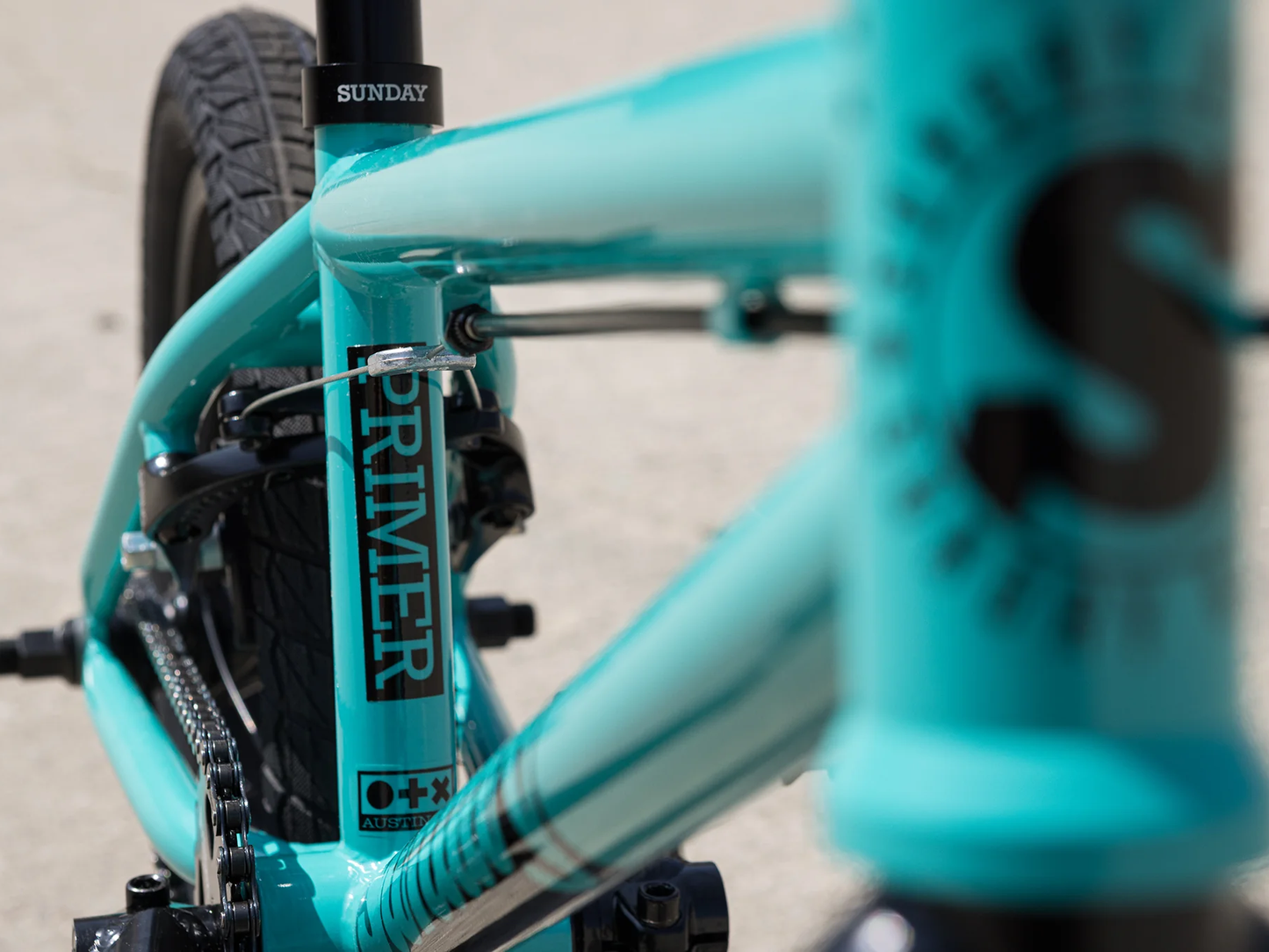 SUNDAY 16" Primer Bike