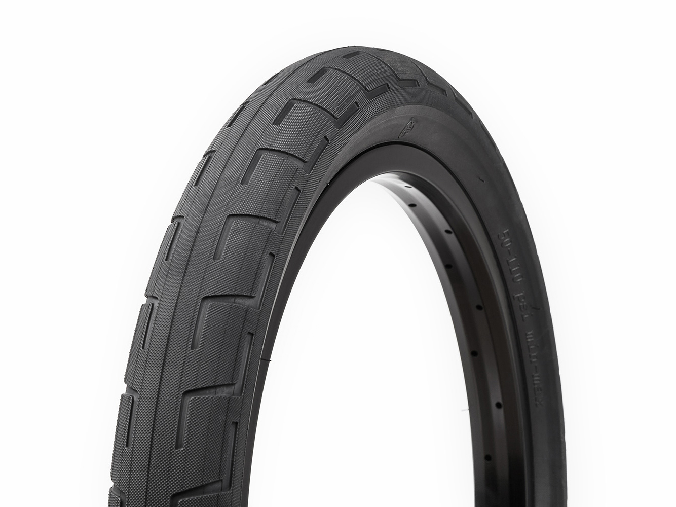 BSD Donnastreet Kevlar Tyre