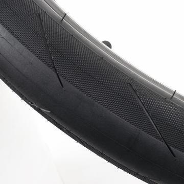 Cult Fast and Loose Pool Tyre