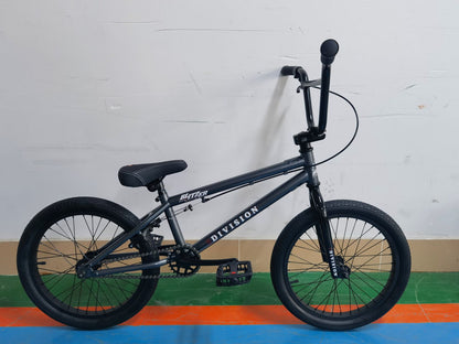 Division Blitzer 18"