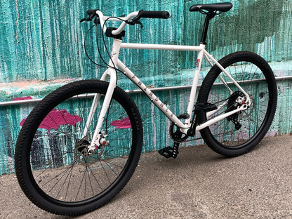 FAIRDALE 27.5" Weekender Nomad MX Bike