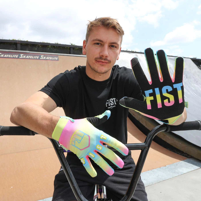 Fist Hand Wear Faded Glove