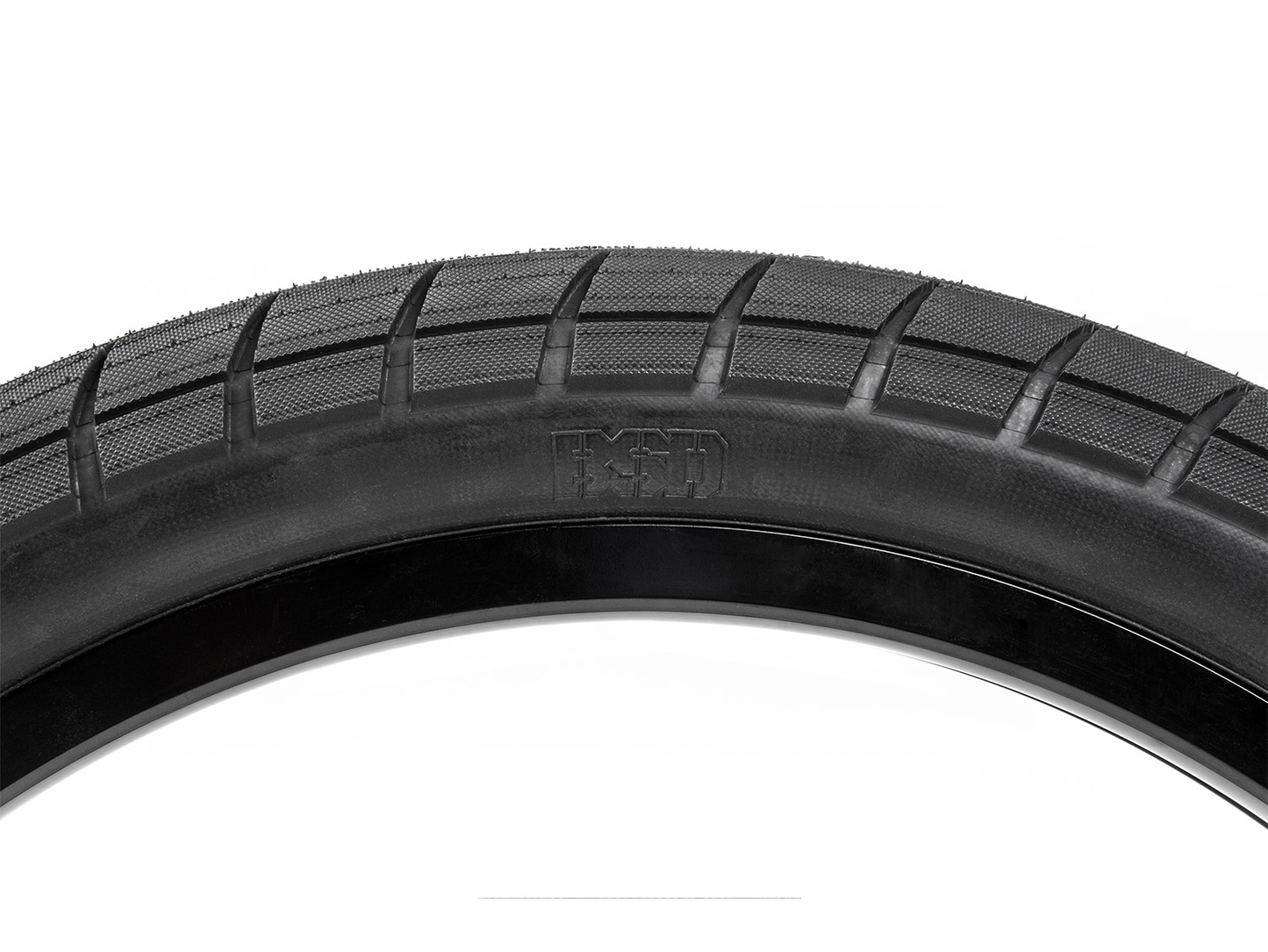 BSD Donnasqueak Tyre