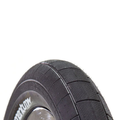 Demolition Momentum Tyre